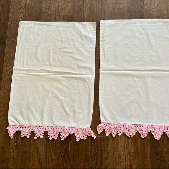 Embroidered White Pillow with Pink Accents 20/25 inches - Picture 9 of 10